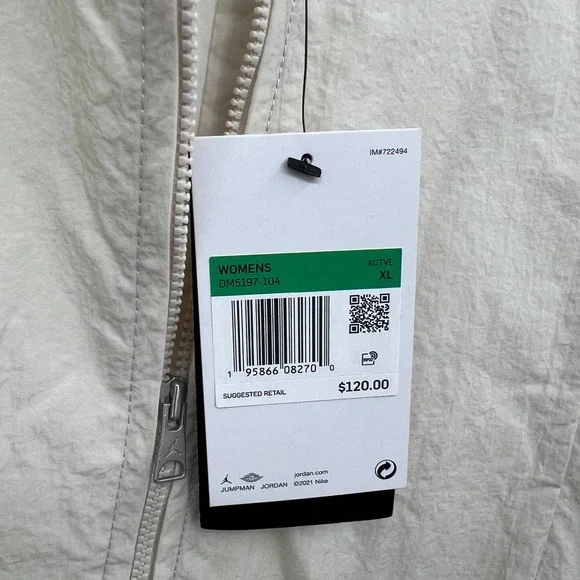 Jordan Women's Essential's Lightweight Overweight Jacket in Light Orewood Brown - Picture 11 of 11